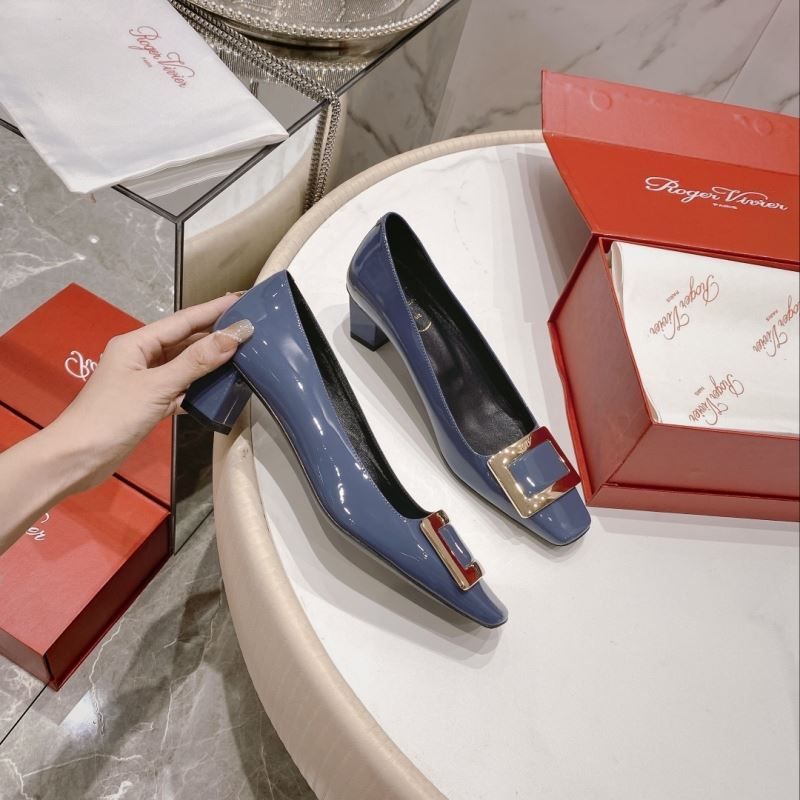 Roger Vivier flat shoes